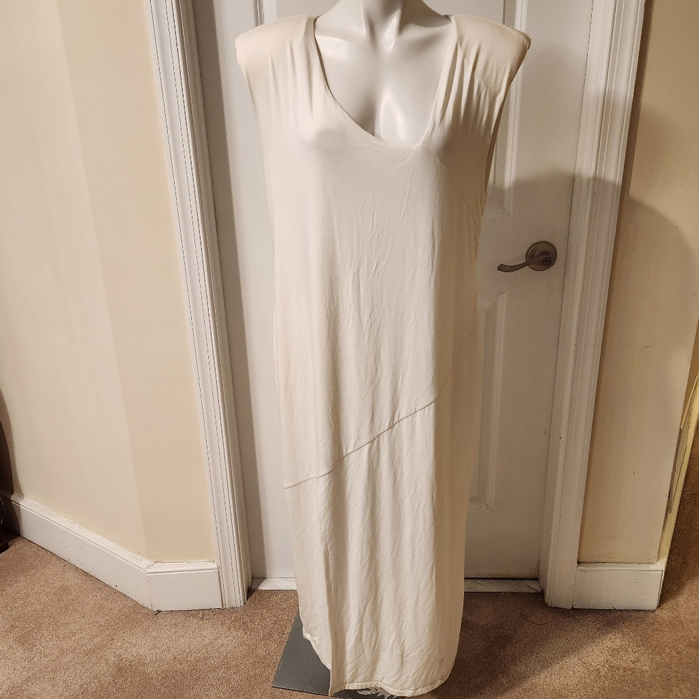 Good American white dress size 6 maxi with side slit